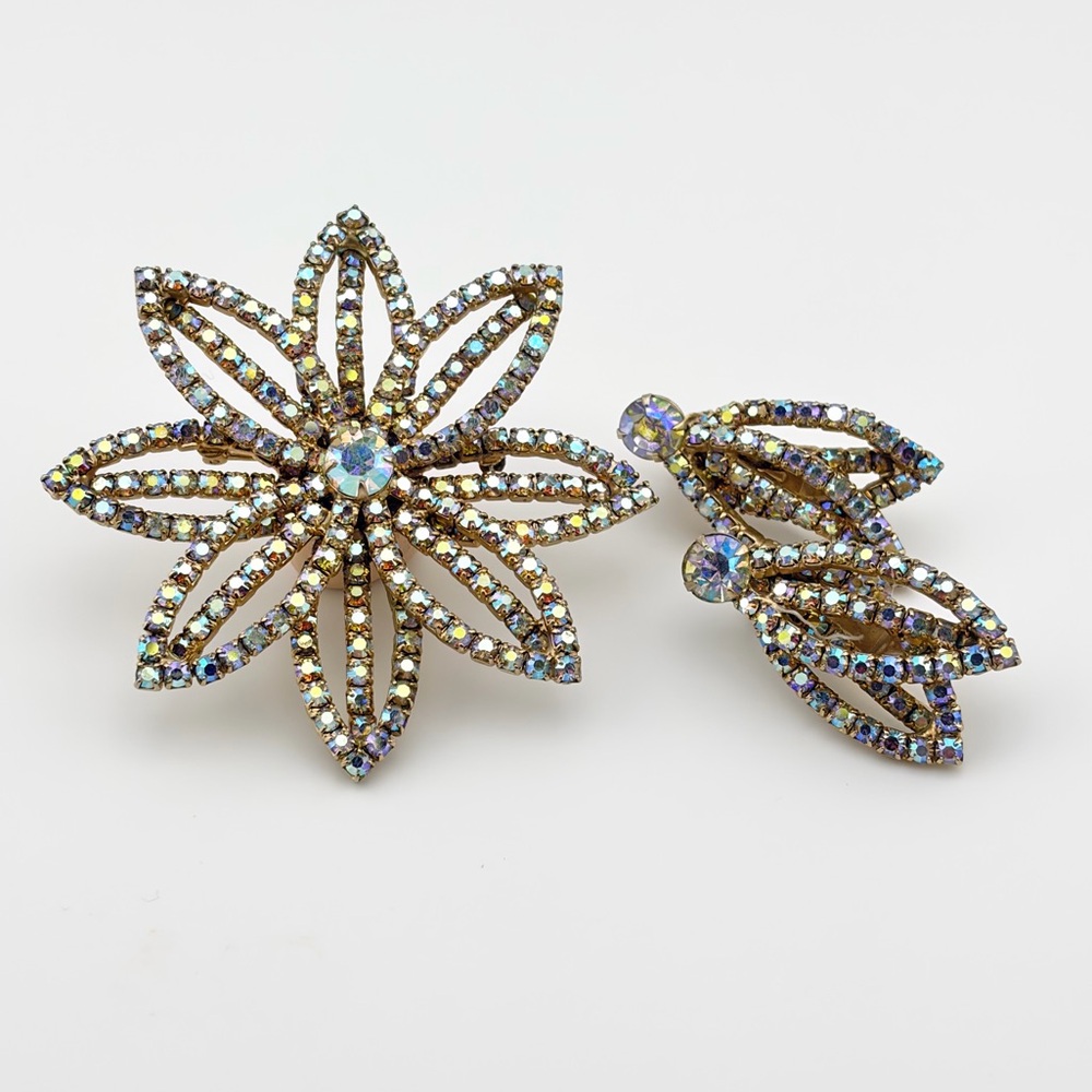 Vintage Aurora Borealis Star Flower Brooch W ClipOn Earrings Statement Piece